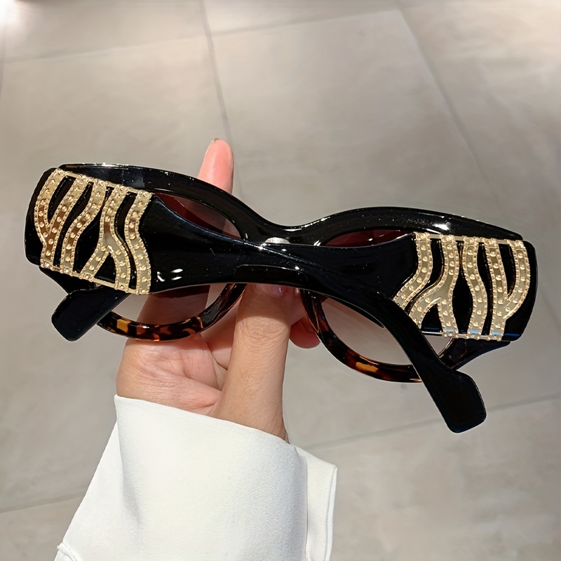 Retro ovale donne uomini catena rivetto decorazione occhiali da sole per lo shopping spiaggia festa_voghion.com