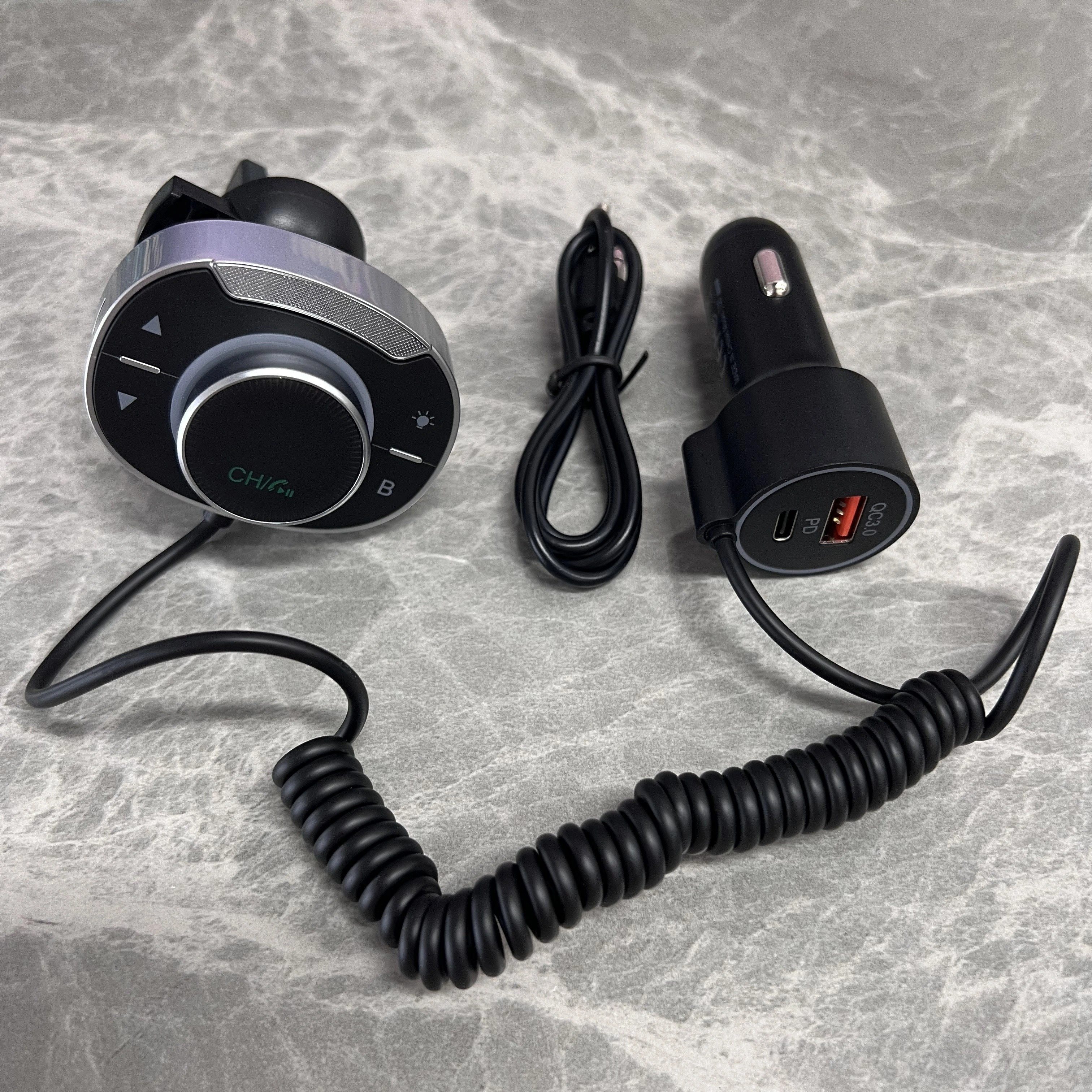 Bluetooth Car Adapter With Dual Usb Charger And Telescopic Cable_voghion.com
