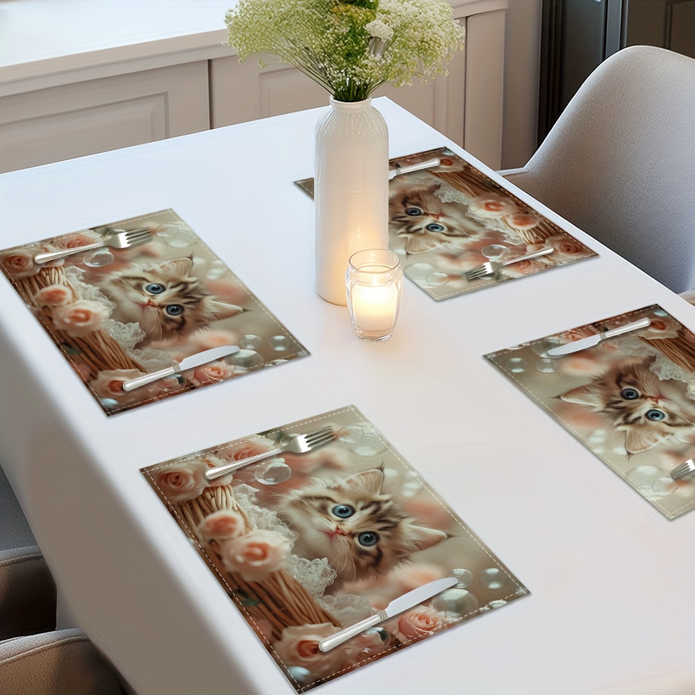 Set van 4 placemats met een schattig kittenontwerp. Stevige, rechthoekige placemats, ideaal voor feestelijke maaltijden, bijeenkomsten, gebruik in de keuken en op tafel thuis._voghion.com