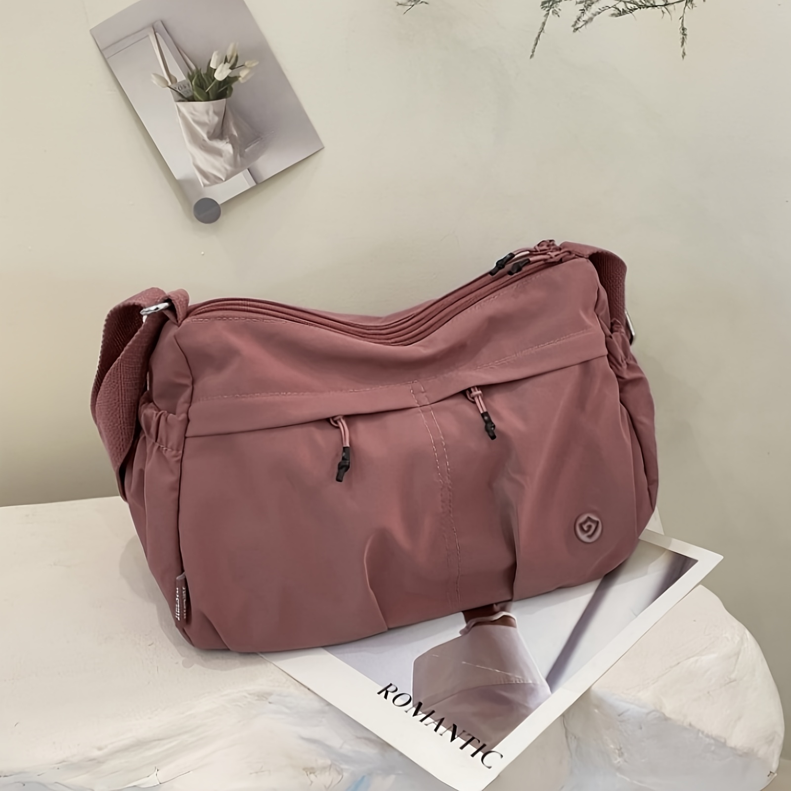 Leichte Nylon-Umhängetasche für Damen – Großes Fassungsvermögen, mehrere Fächer, verstellbarer Schultergurt, beige Tragetasche_voghion.com