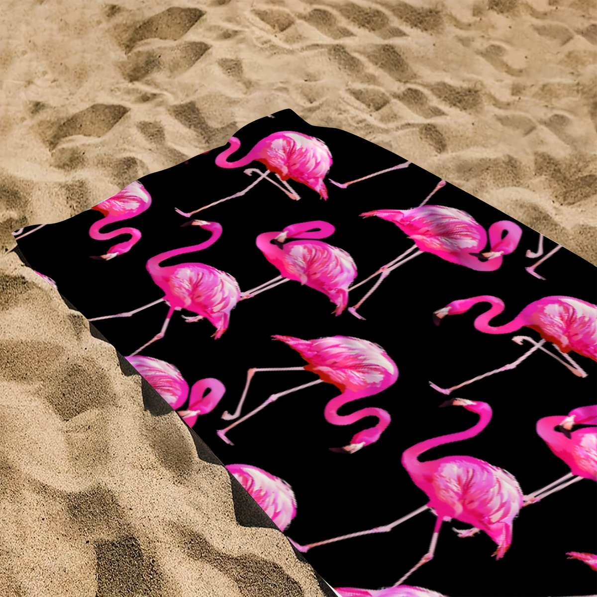 Black Background With Hand-painted Flamingo Pattern, Seaside Summer Microfiber Beach Towel, 1pc_voghion.com