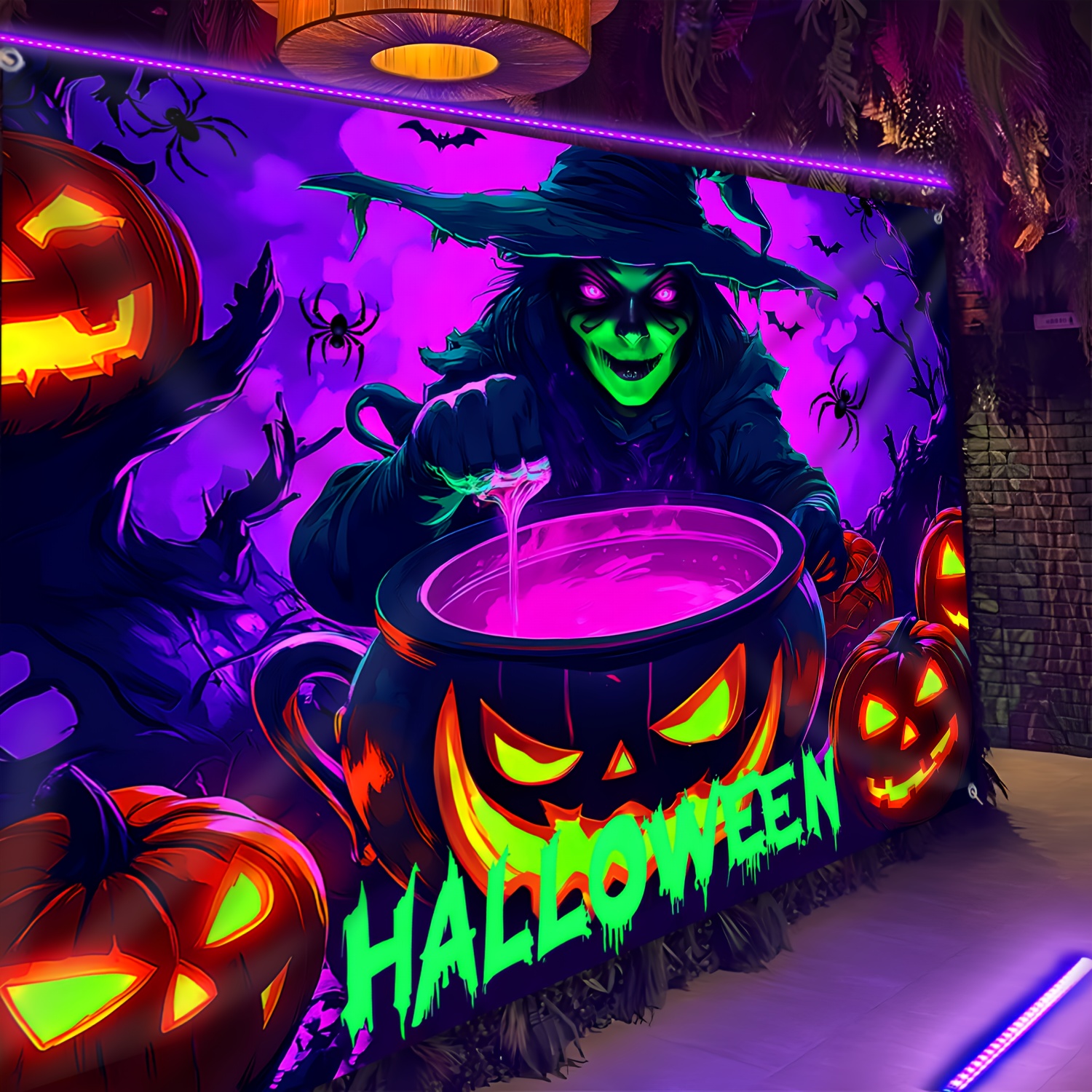 Luce UV nera 1 pezzo Grande dimensione Arazzo paesaggio strega terrificante zucca Halloween Arazzo da parete Sfondo fotografico per feste decorazioni esterne regalo festivo_voghion.com