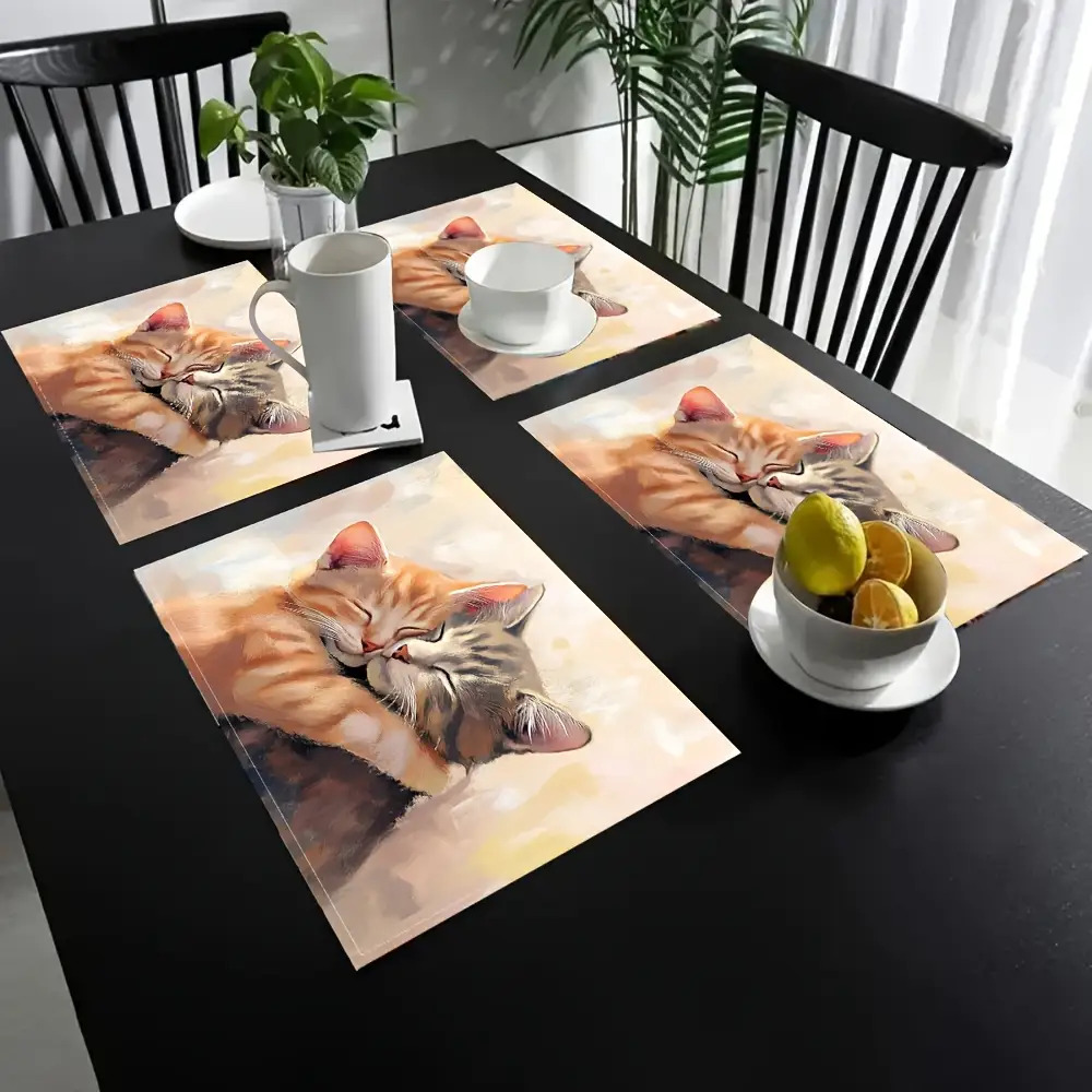 Niedliche Tischsets mit umarmenden getigerten Katzen – Design: Rot-graue Katzen, Tischsets für Ess- und Couchtische, maschinenwaschbar, rechteckige Küchendekoration_voghion.com