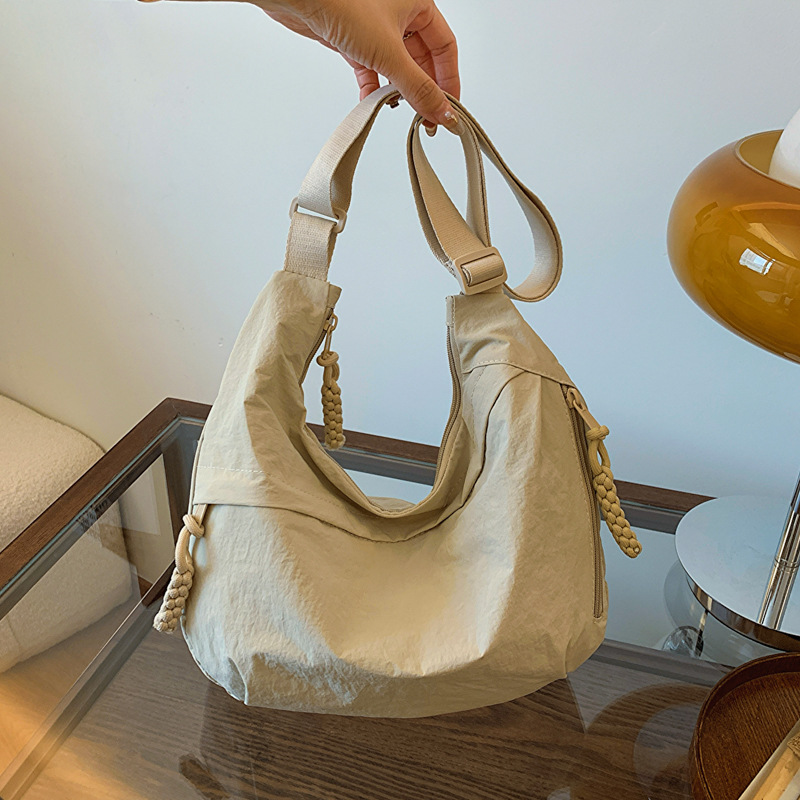 Borsa a tracolla da donna in tela intrecciata con nappine, tracolla larga regolabile, grande capacità, ideale per tutti i giorni, casual, da portare a spalla o a tracolla._voghion.com